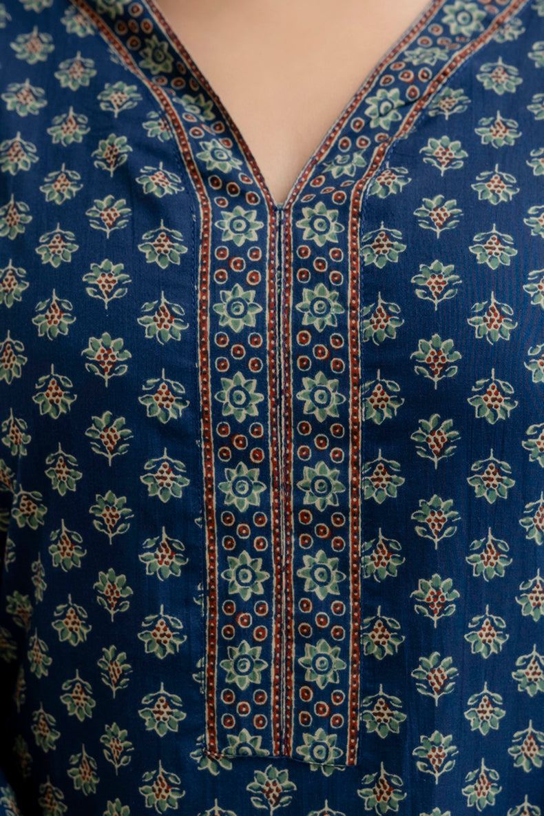 Navy Floral Printed Cotton Kurti Top(Top Only)