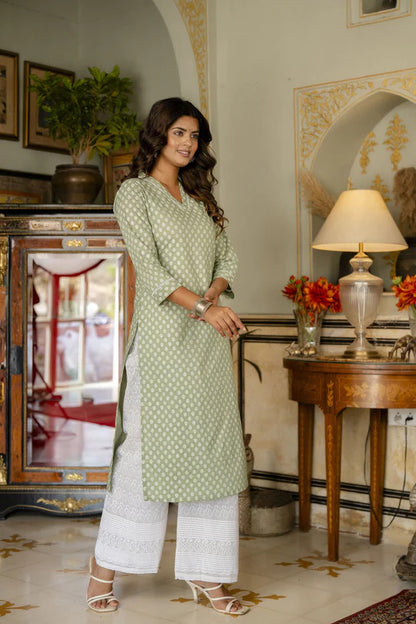 Green & White Ethnic Printed Cotton Kurti Top (Top Only)