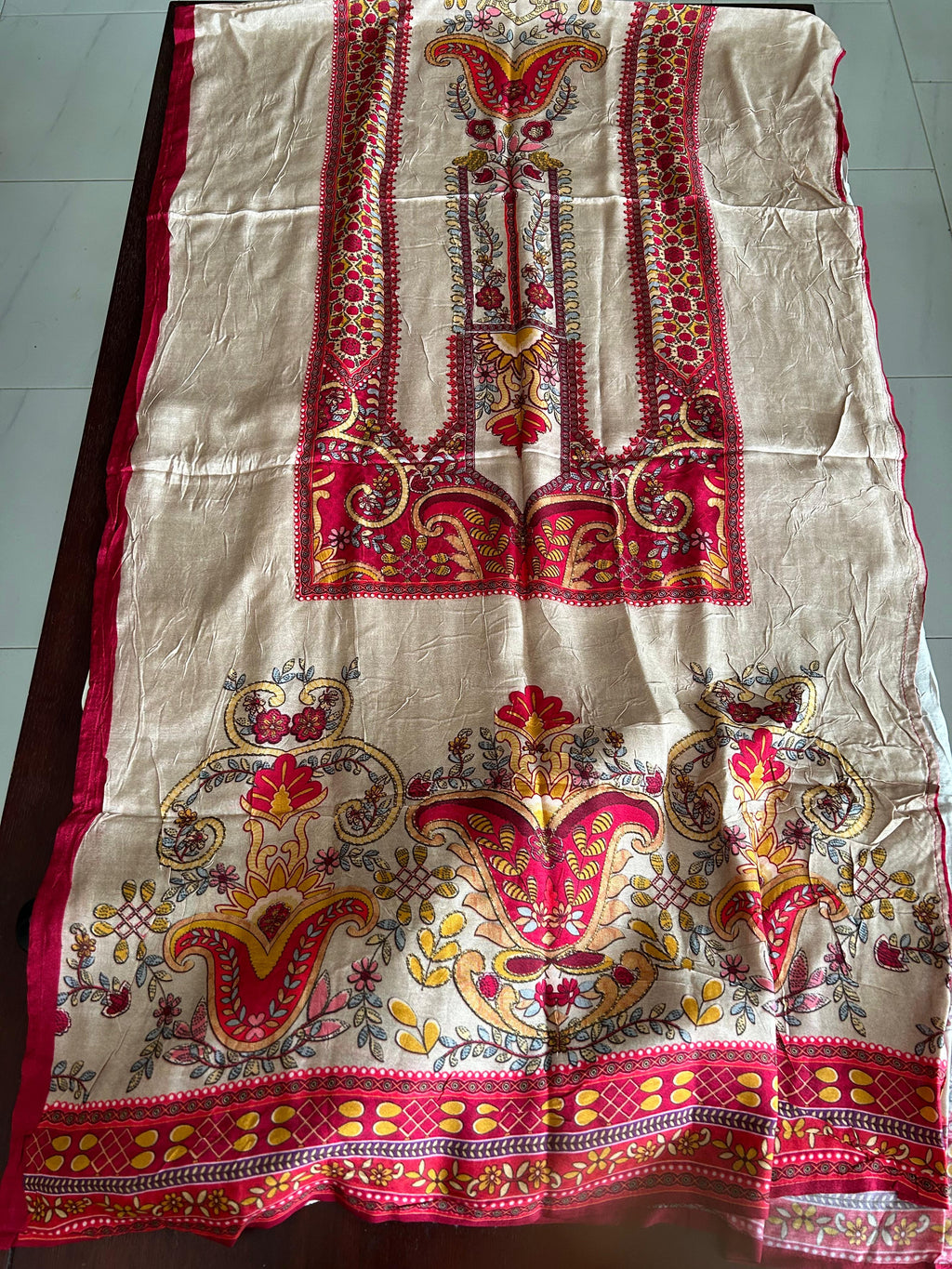 Off white Crepe silk Hand embroidered kurti Set