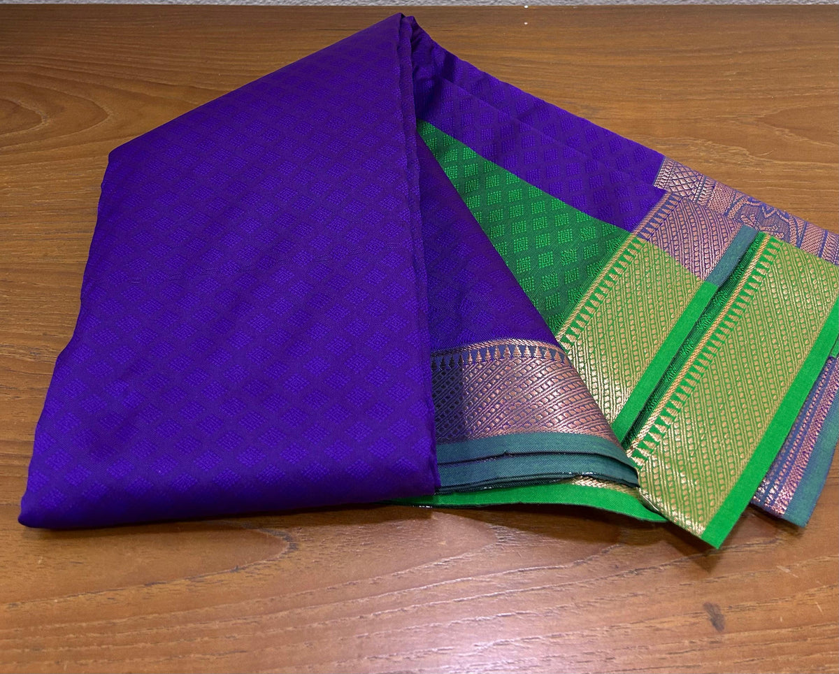 Emossed Design Soft Silk Saree with Contrast Pallu