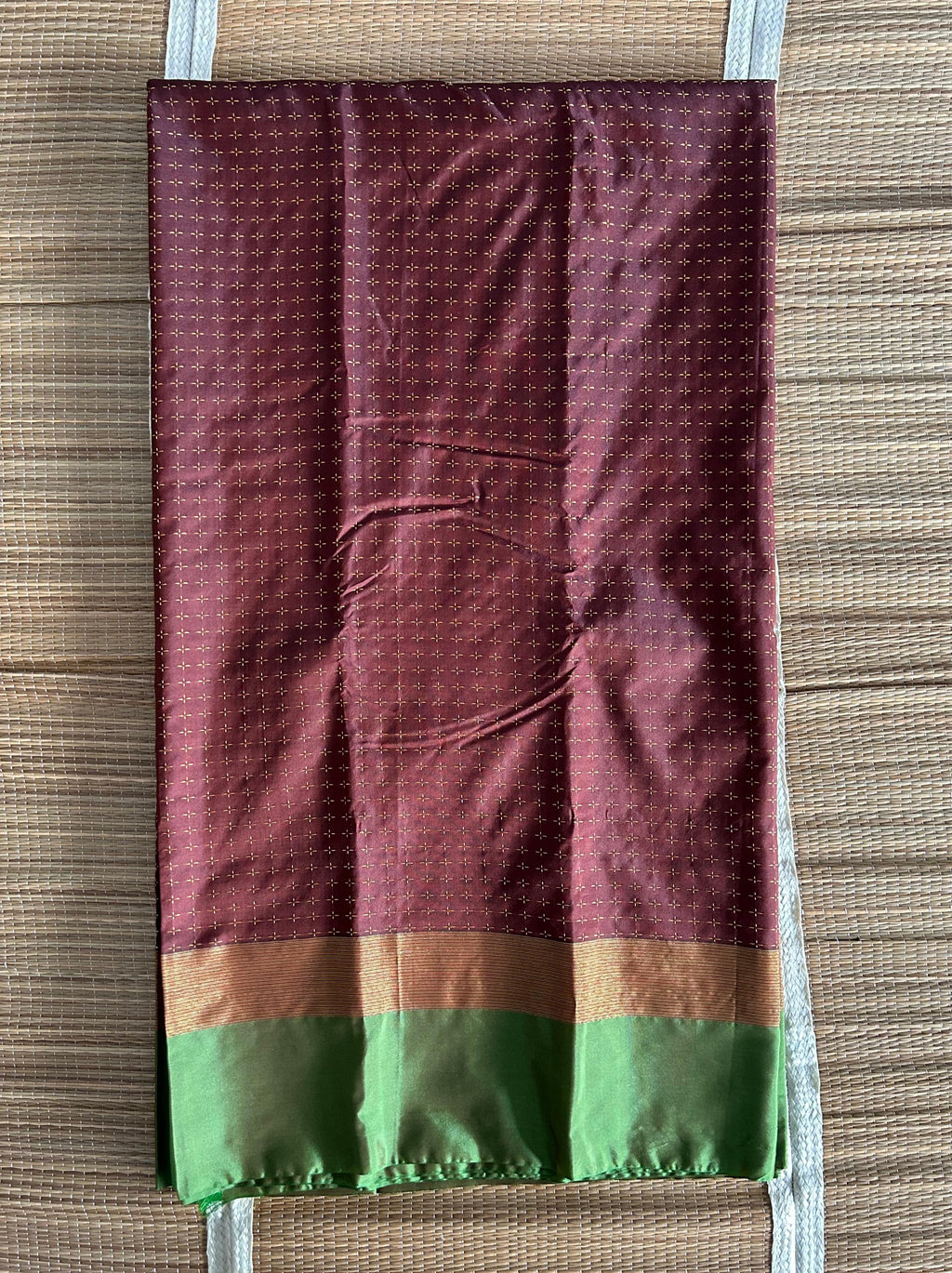 Thread worked Two toned Solid Semi Silk Saree With Contrast Border