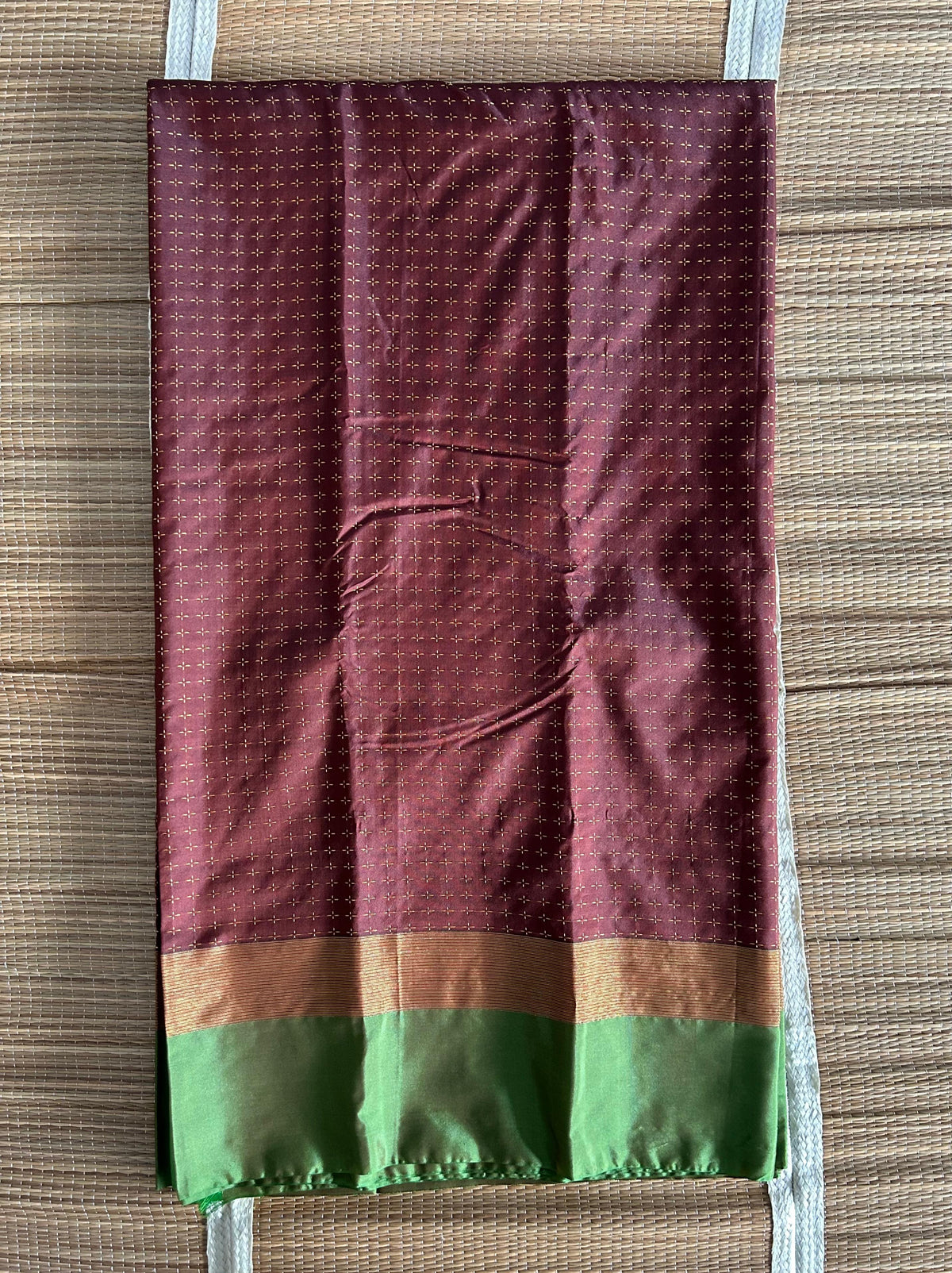 Thread worked Two toned Solid Semi Silk Saree With Contrast Border