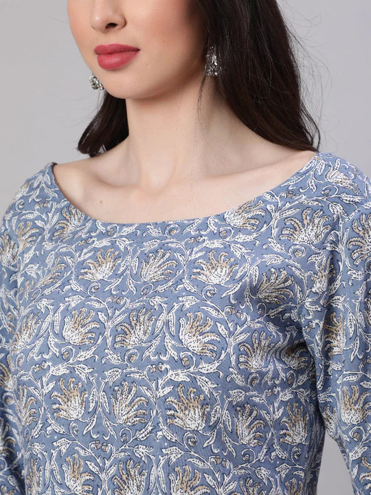 Grey & White Floral Printed Pure Cotton Flared Kurti With Pants & Dupatta