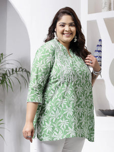 Plus size Green Tropical Printed Cotton Top