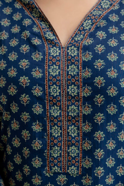 Navy Floral Printed Cotton Kurti Top(Top Only)