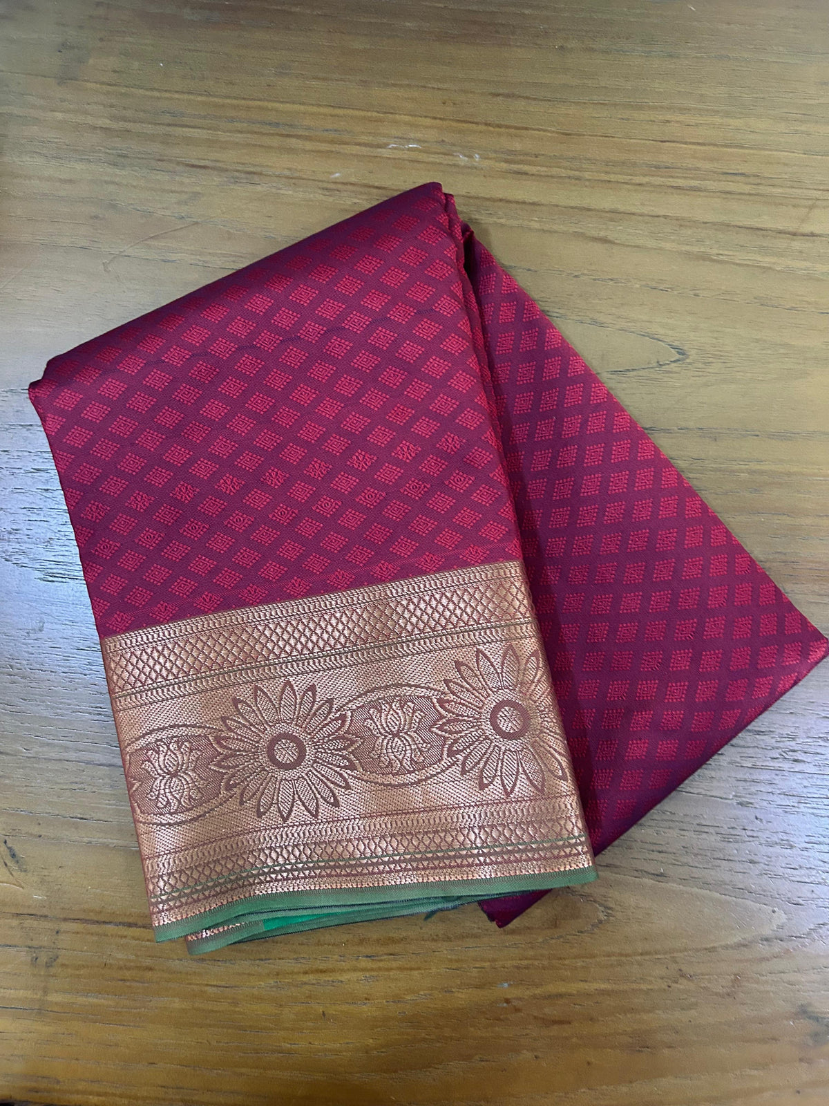 Emossed Design Soft Silk Saree with Contrast Pallu