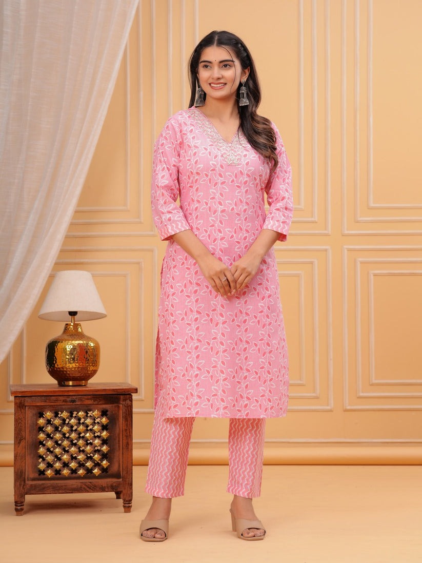 Pink & White Block Printed Cotton Kurti With Pants