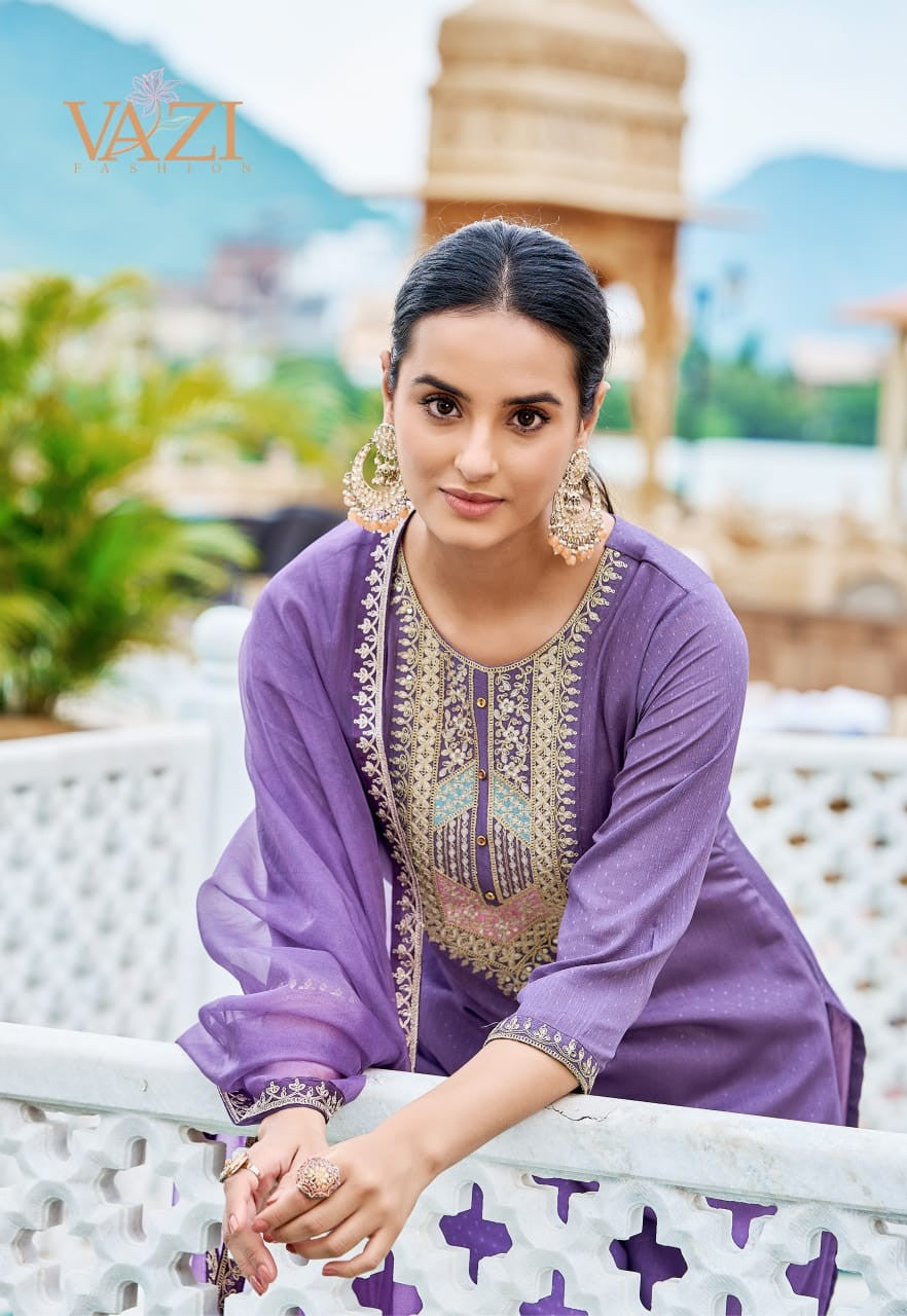 Solid Zari embroidered silk kurti set