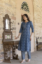 Load image into Gallery viewer, Blue Floral Printed Pure Cotton Kurti With Pants Set
