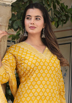 Yellow white  Printed Embroidered Cotton 3pc Kurti Set